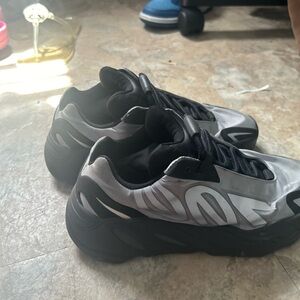 Yeezy 700
